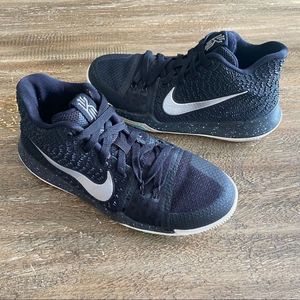 Nike Kyrie 3 GS Basketball Sneakers